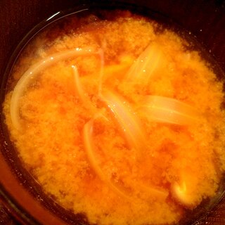 椎茸とバターナッツかぼちゃと玉ねぎの味噌汁